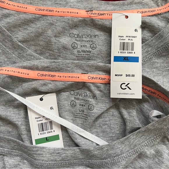 Calvin Klein Long Sleeve Performance Tee - Picture 8 of 11